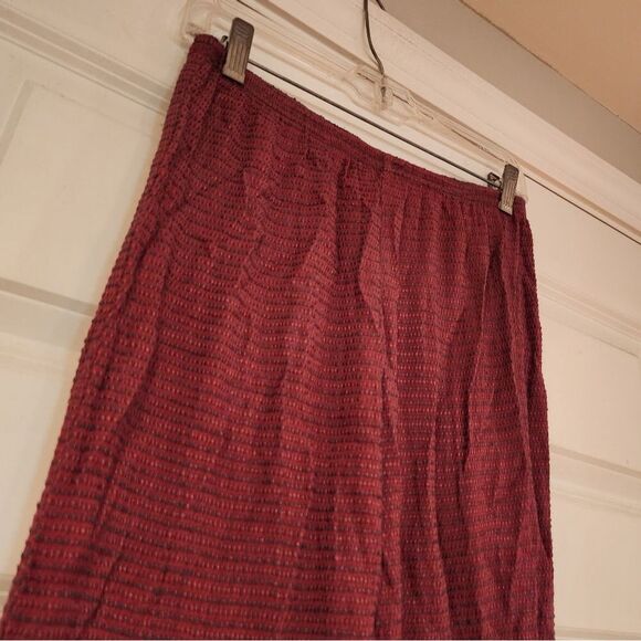 Donna Jessica Vintage stretchy red and gray textured pants - Picture 2 of 4